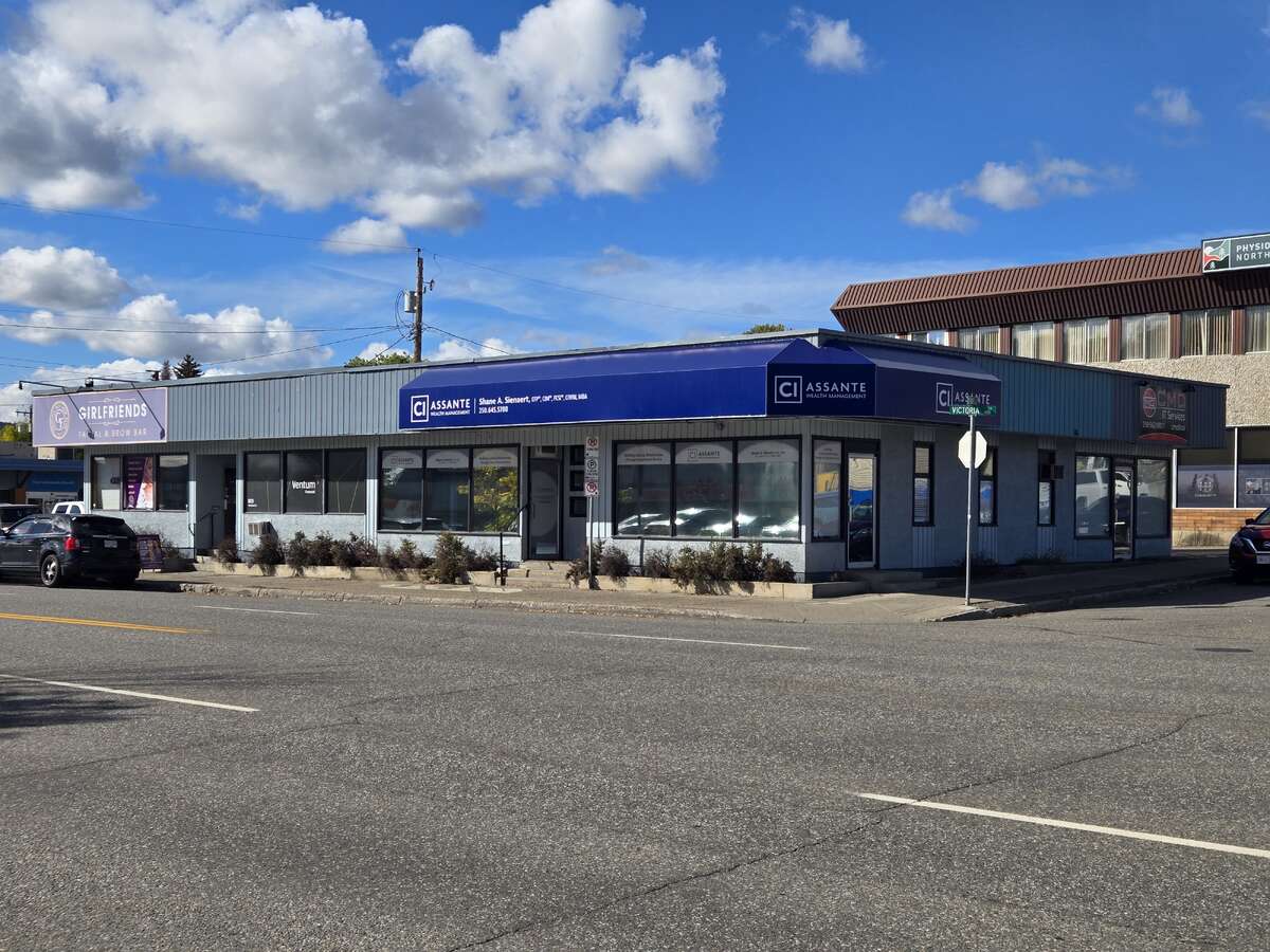 Commercial/Office/Retail Building on Victoria St.