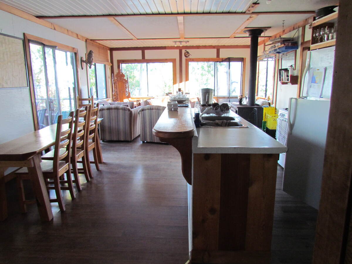 Cedar 1 main room