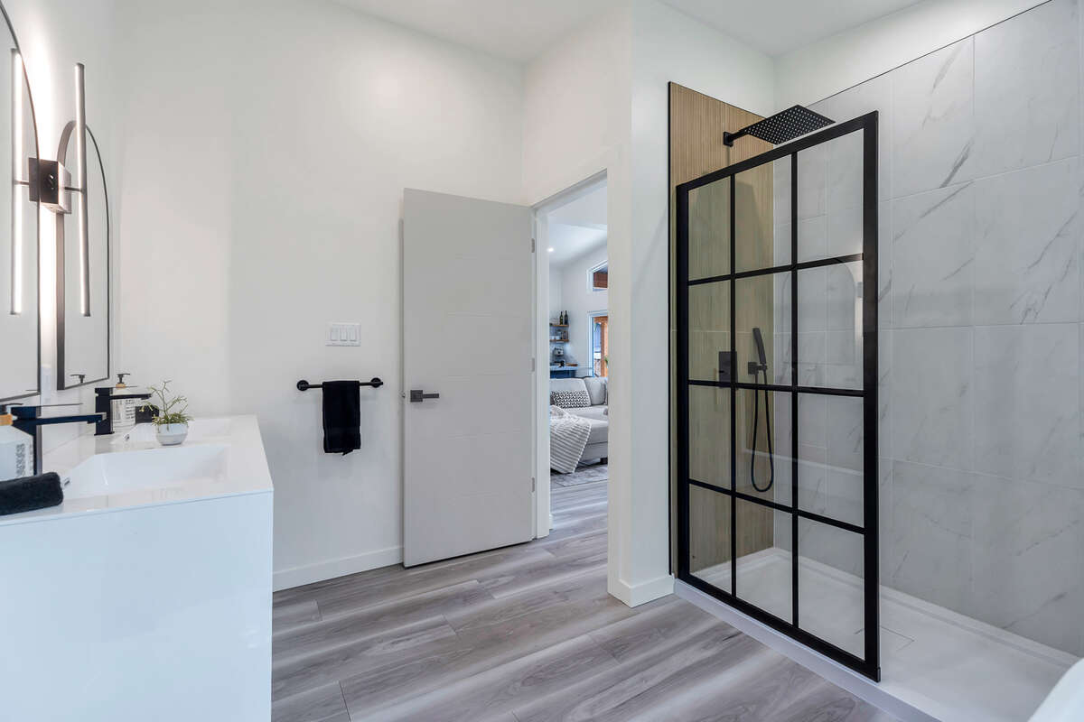Primary ensuite