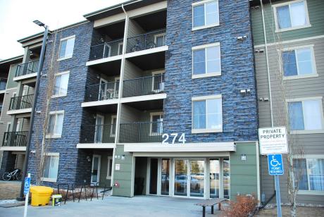Condo / Apartment For Sale in Edmonton, AB - 2+1 bdrm, 2 bath (274 McConachie Dr.)