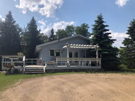 Acreage / Bungalow For Sale in Shellbrook, SK - 3+1 bdrm, 2.5 bath (RM Of Shellbrook)
