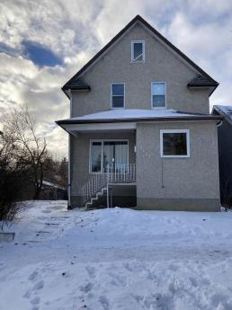 House For Sale in Moose Jaw, SK - 3 bdrm, 1 bath (1132 2nd Ave NE)