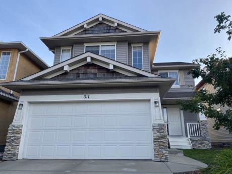 House For Sale in Edmonton, AB - 3+1 bdrm, 3 bath (311 Calderon Crescent NW)