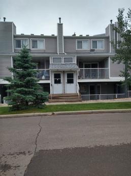 Townhouse / Condo For Sale in Edmonton, AB - 2 bdrm, 1 bath (10404 24 Ave. NW)
