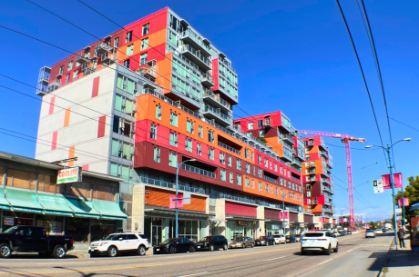 Condo For Sale in Vancouver, BC - 1 bdrm, 1 bath (PH4, 955 East Hastings St)