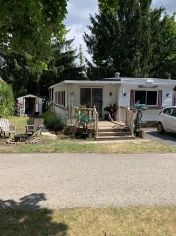 Mobile Home For Sale in Waterloo, ON - 2 bdrm, 1 bath (1, 580 Beaver Creek)