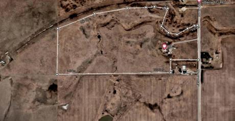 Ranch / Acreage / Bungalow / Detached House / Farm For Sale in Wheatland County, AB - 2+3 bdrm, 3 bath (RR 260, 241054)