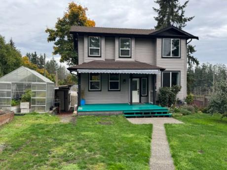 House / Detached House For Sale in Nanaimo, BC - 4 bdrm, 1.5 bath (1652 Cedar Road)