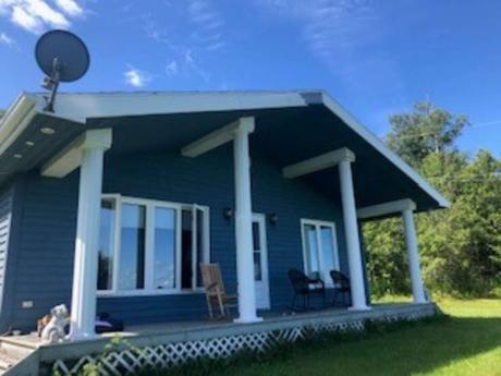 House / Acreage / Cottage / Detached House / Waterfront Property For Sale in Lake Ainslie, NS - 2 bdrm, 1 bath (3612 West Lake Aislie Road)
