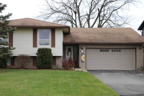 House For Sale in Niagara Falls, ON - 3+2 bdrm, 2 bath (7094 Casey Street)