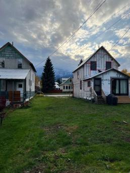 Vacant Land For Sale in Revelstoke, BC - 0 bdrm, 0 bath (Lot 15 4th Street E)