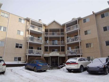 Condo / Apartment For Sale in Edmonton, AB - 2 bdrm, 1 bath (4220 139 Ave)